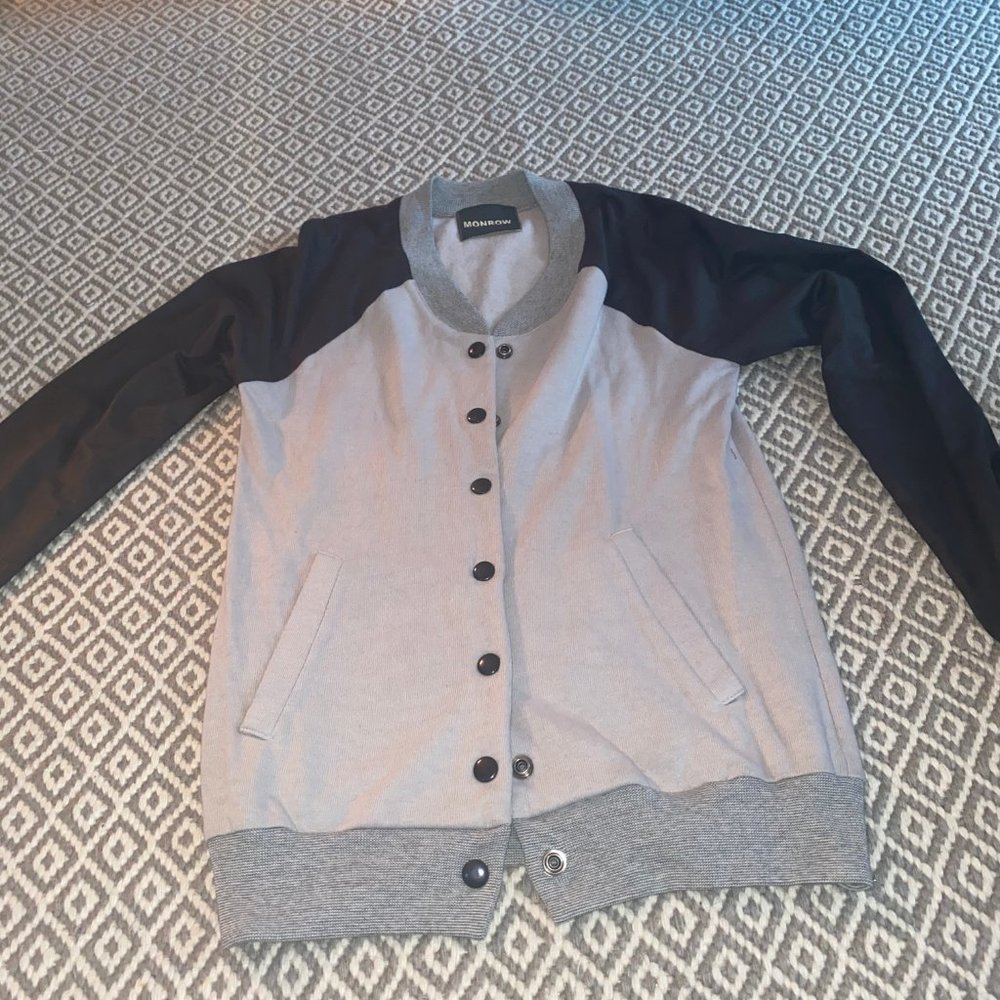 Monrow Bomber Style Cardigan Size Small